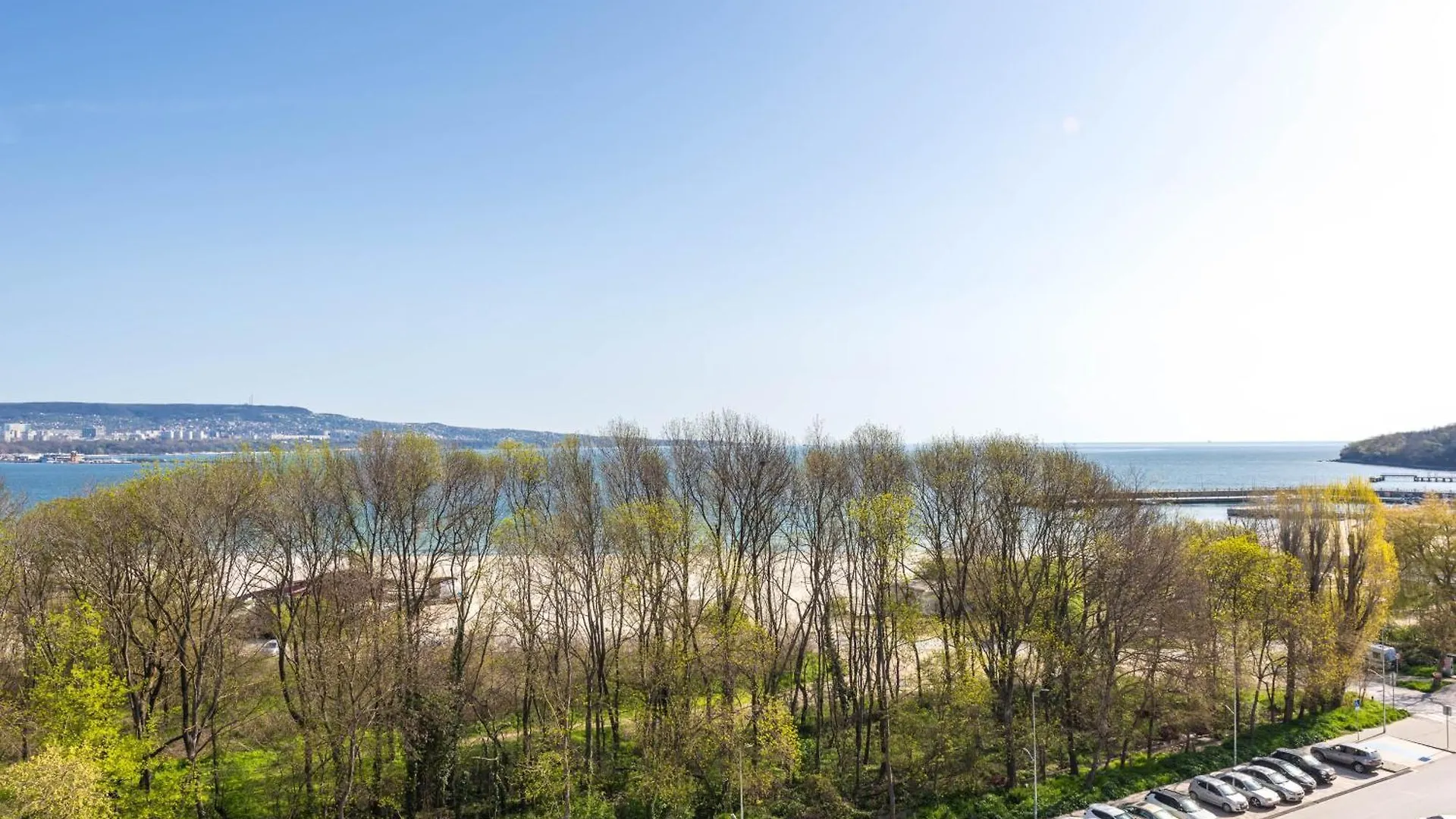 Blue Horizon Suite Varna Apartment