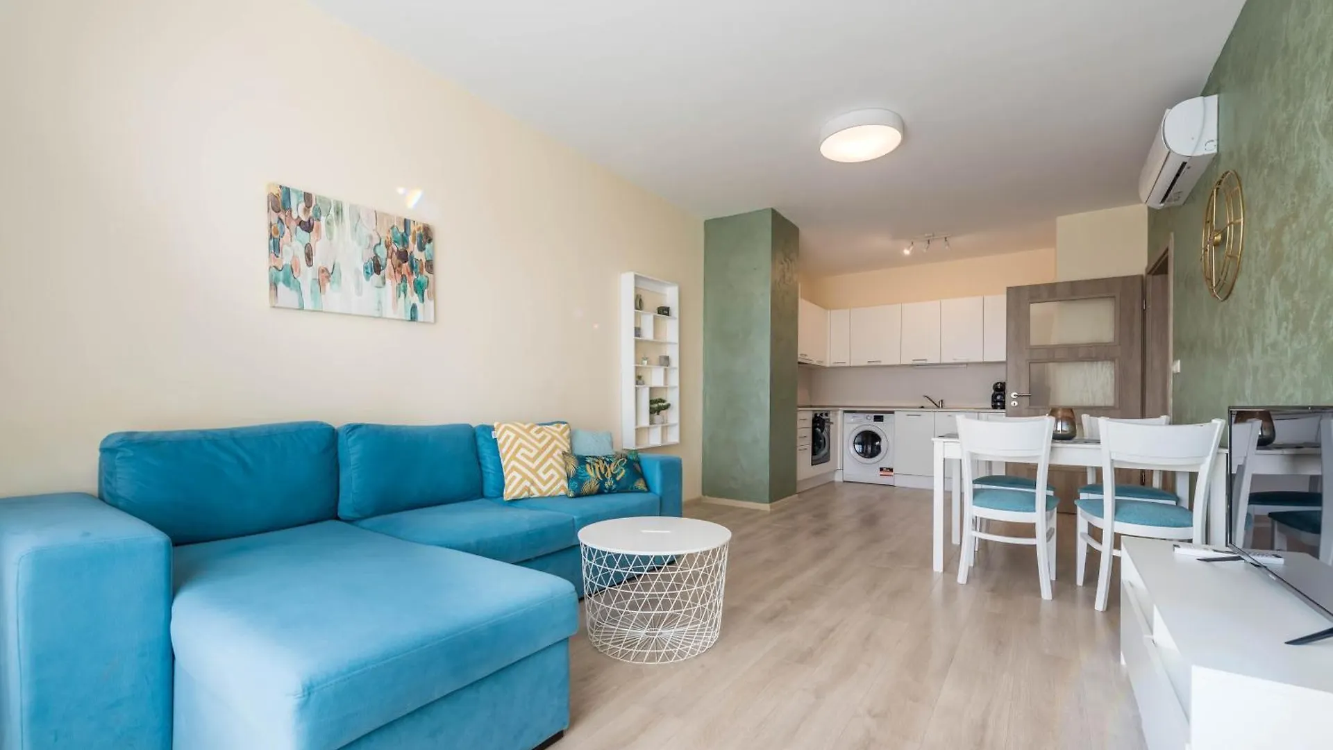 Apartment Blue Horizon Suite Varna Bulgaria