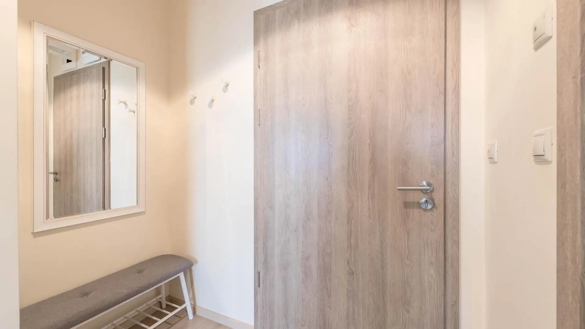 Blue Horizon Suite Varna Apartment