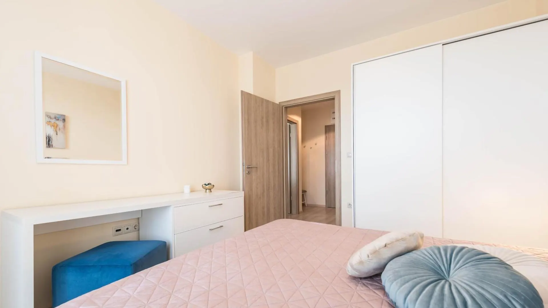 Blue Horizon Suite Varna 0*,  Bulgaria
